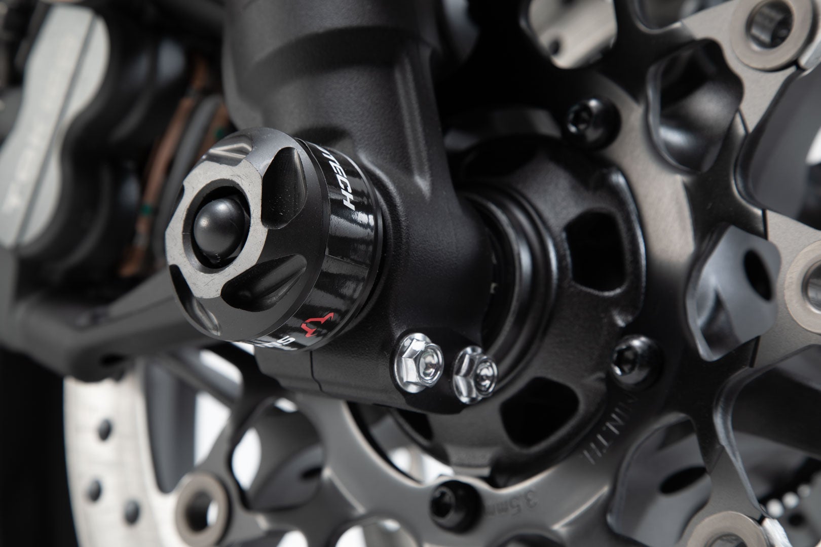 Slider Set for Front Axle Honda CB 1000 R (18-) Black