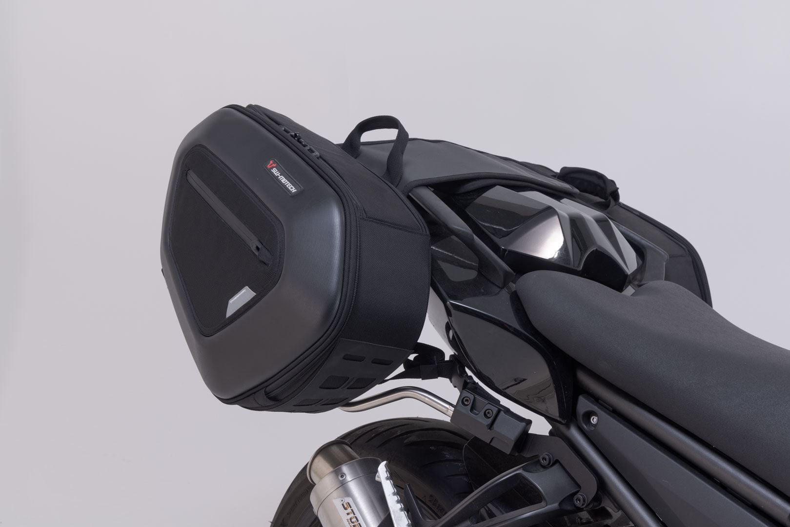 PRO BLAZE saddlebag set Black. Yamaha FZ1 / FZ1 Fazer / FZ8 / FZ8 Fazer.
