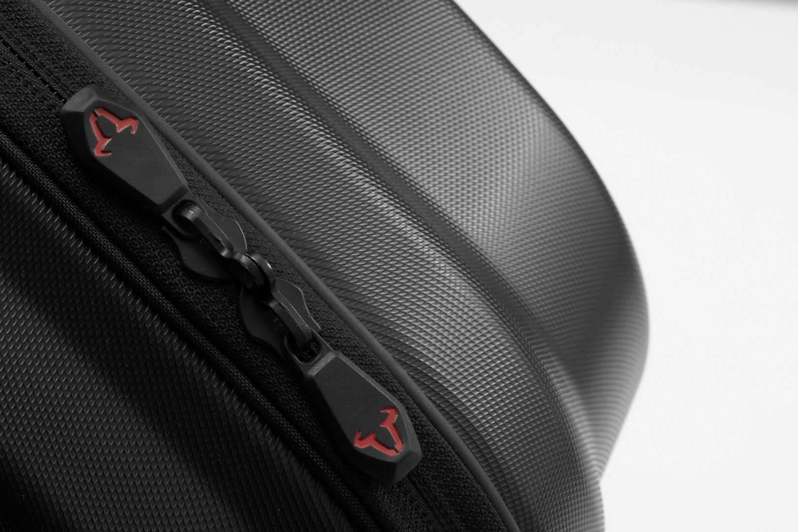 AERO ABS side case system 2x25L. Honda NT1100 (21-).