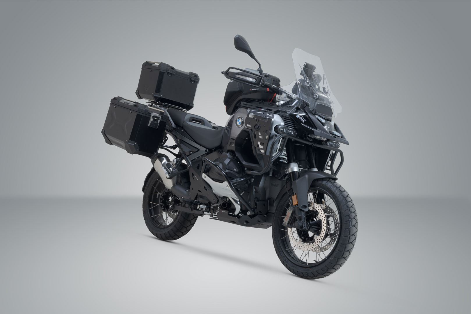 Adventure set Luggage Black. R 1300 GS Adv (24-). BMW top case holder.