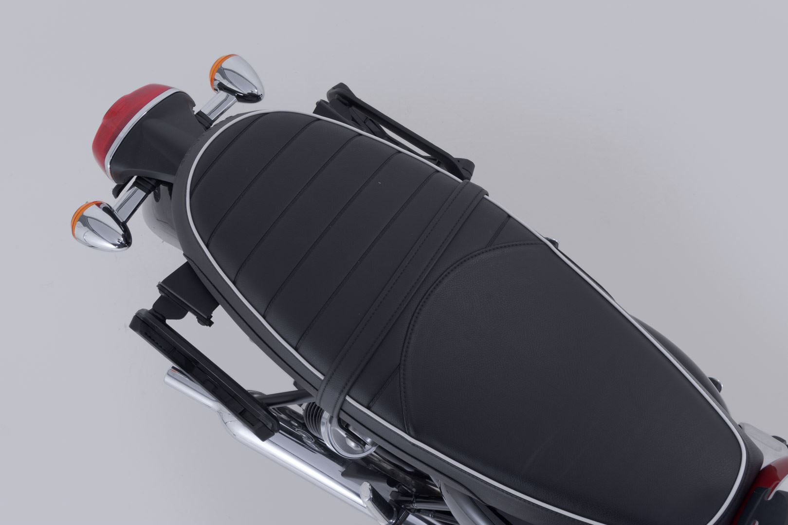 Legend Gear Side Bag system V-LOC 16/16 l. Triumph Bonnev. T100 (16-)/ T120 (15-).