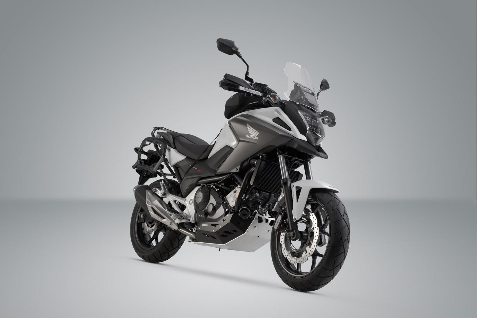 Adventure set DUSC Black. Honda NC750X / NC750S (16-).