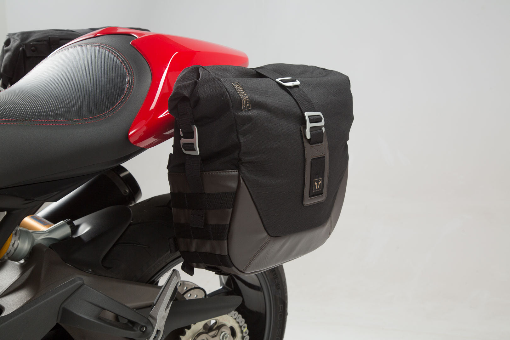 Legend Gear Side Bag System LC Ducati Monster 1200/S (16-) Black Edition