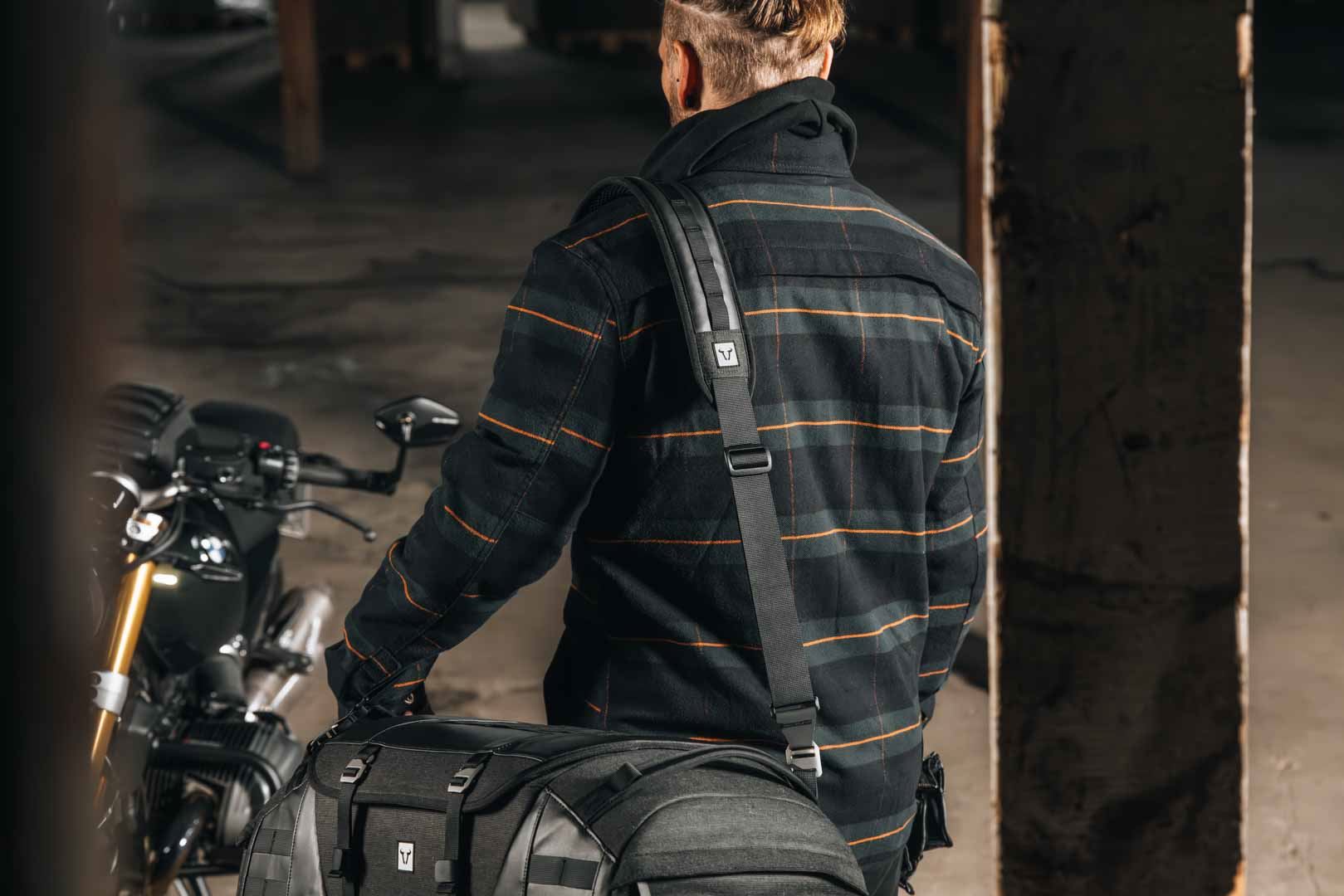 Legend Gear shoulder strap LA12 Black.