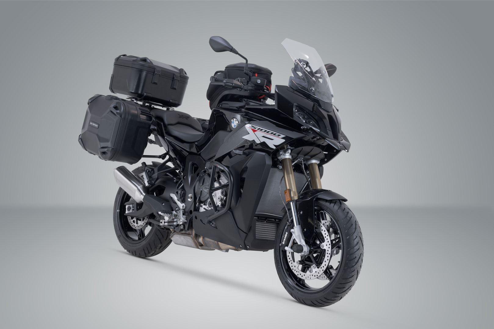 Adventure set DUSC Black. BMW S 1000 XR (19-).