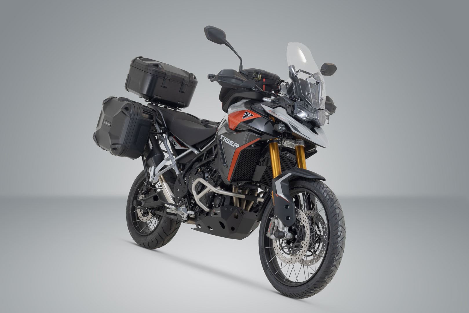 Adventure set DUSC Black. Triumph Tiger 900/GT/Rally/Pro.