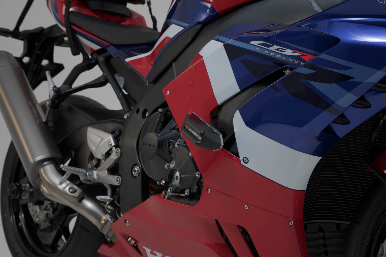Slider set for frame Black Honda CBR1000RR-R Fireblade SP (19-)