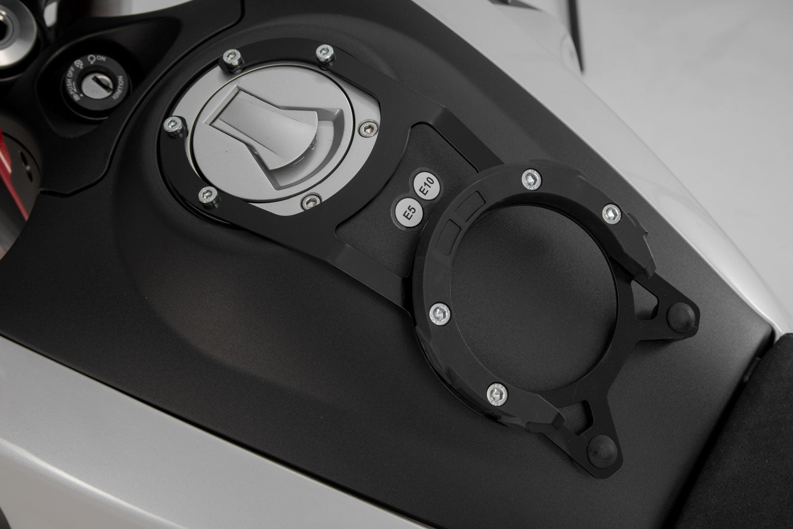 EVO Tank Ring Moto Guzzi V85 TT (19-) Black