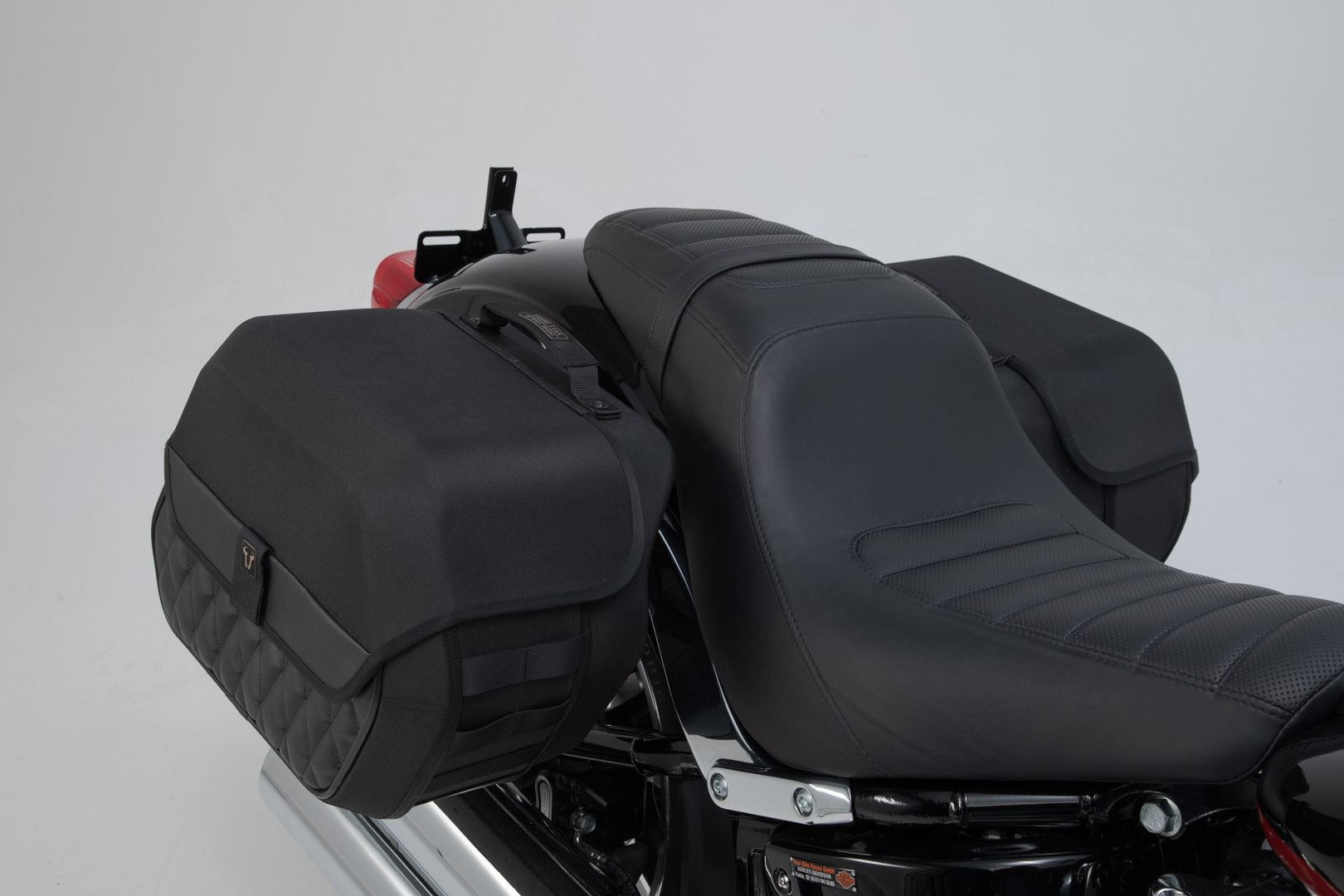 Legend Gear Side Bag System LH Harley Davidson Softail Low Rider S