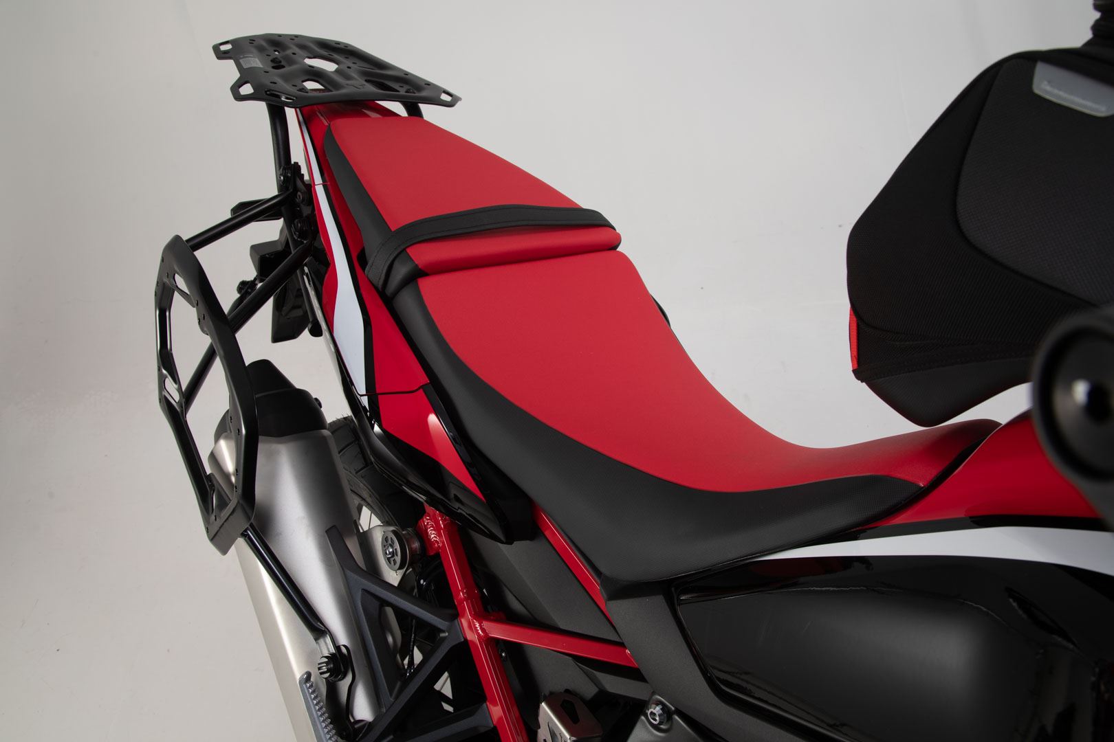 Adventure set DUSC Black. Honda CRF1100L Africa Twin (19-21).