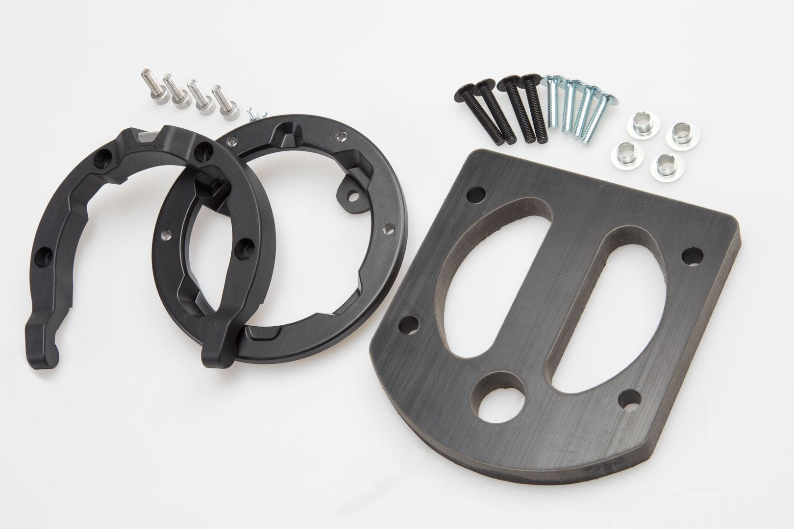 ION tank ring\tBlack. Kawasaki Z650 (16-22), Ninja 650 (16-).