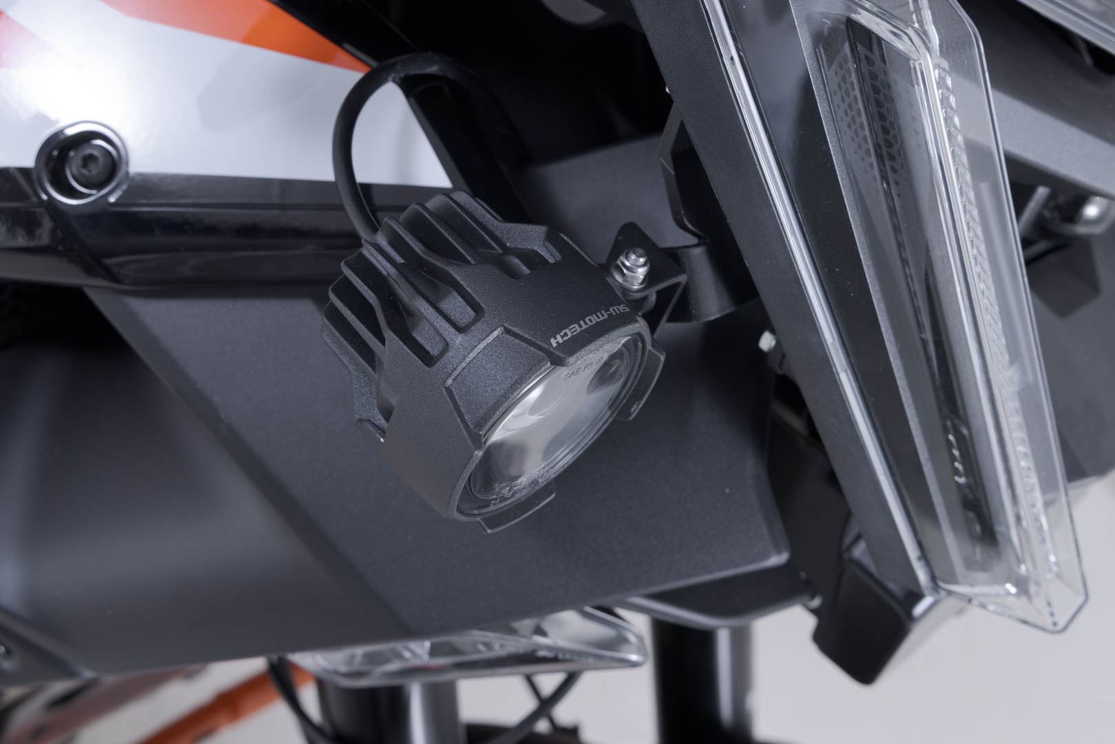Light mounts Black. KTM 1390 Super Adventure S / EVO (24-).
