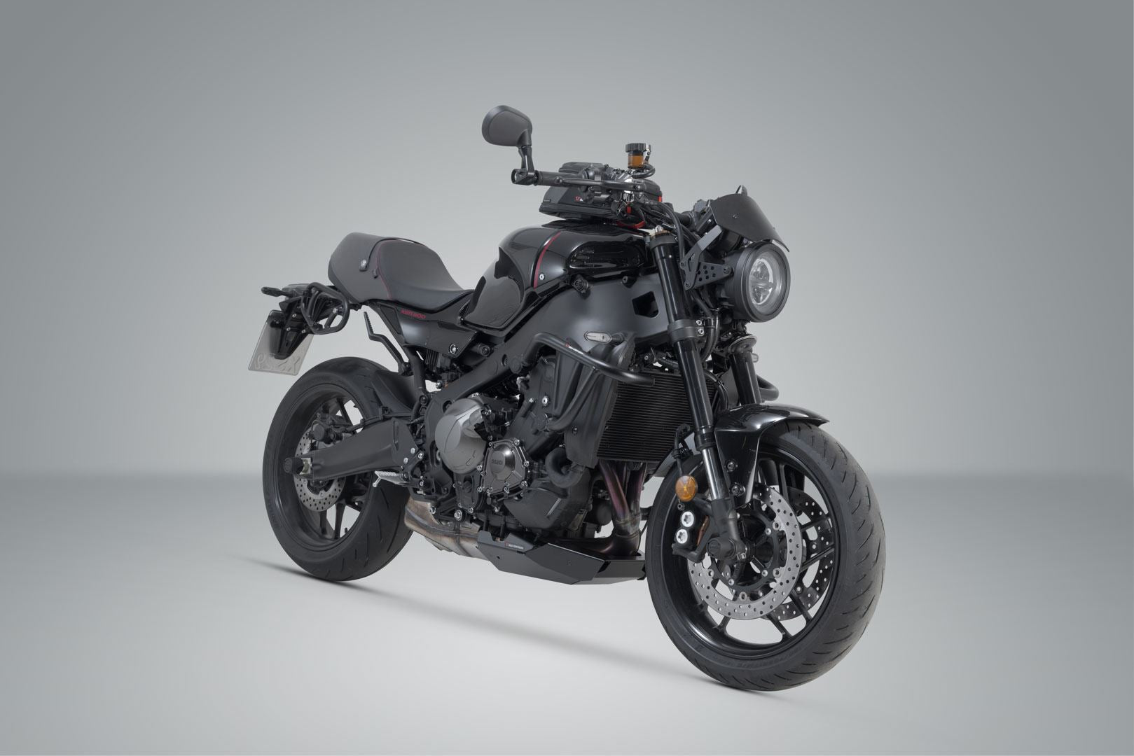 SLC side carrier right Yamaha XSR900 (21-)