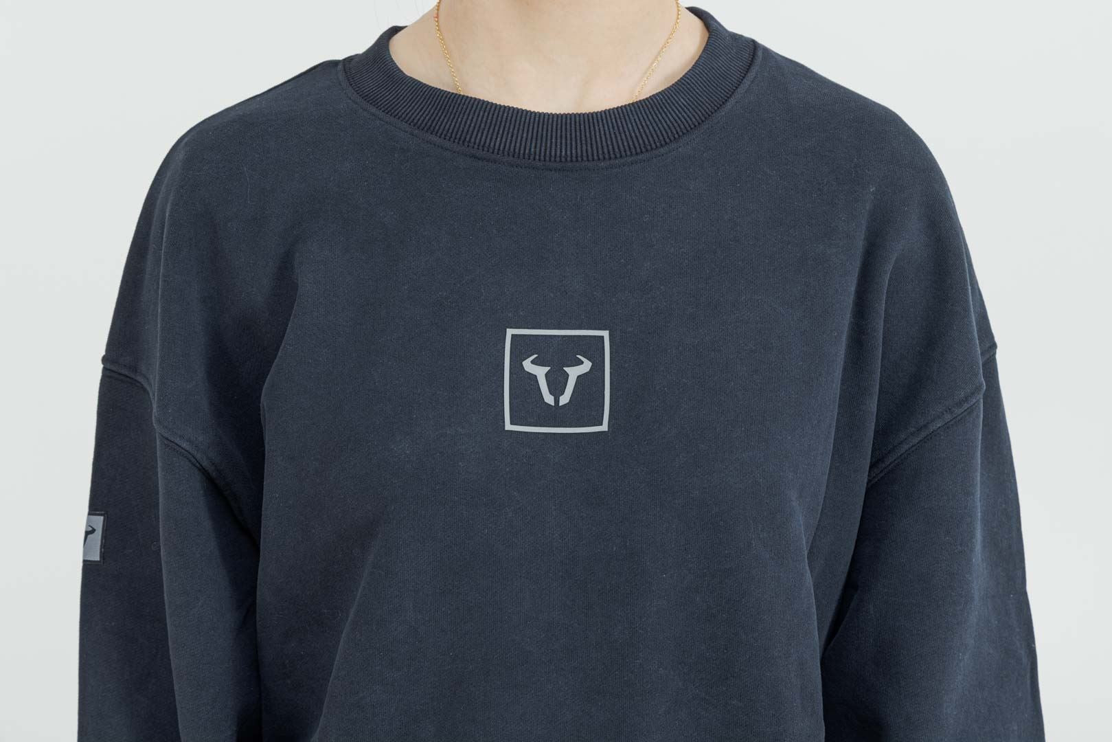 Crewneck  Riders Line Dark Grey. Optic Wash. Unisex. Size XXL.