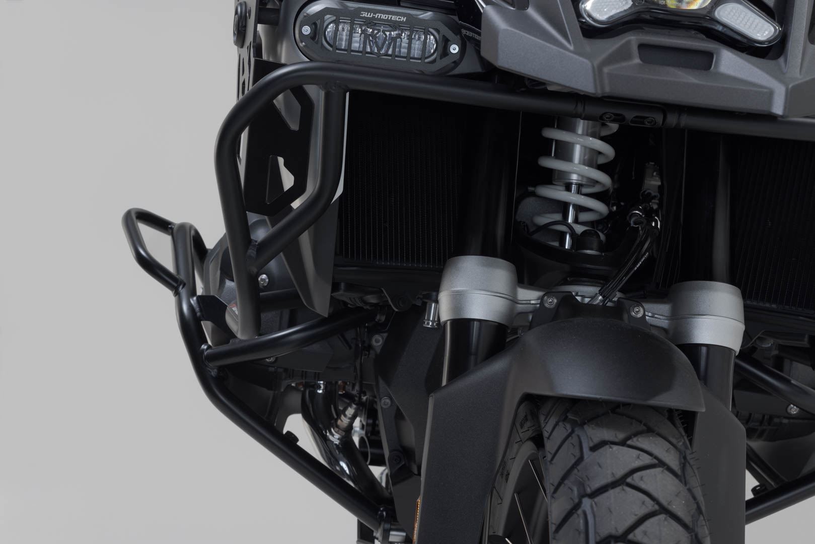 Upper crash bar Black. BMW R 1300 GS Adventure (24-). For OEM SBL.