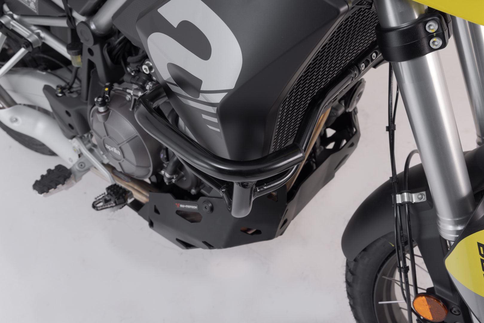 Crash bar Black. Aprilia Tuareg 660 (21-).