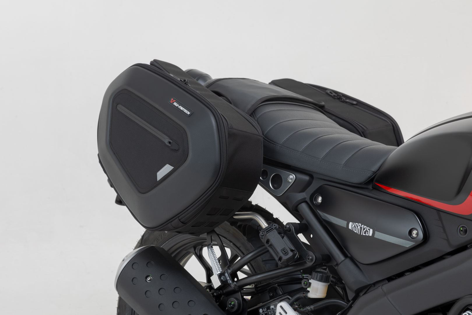 PRO BLAZE H saddlebag set Yamaha XSR 125 - Main Image
