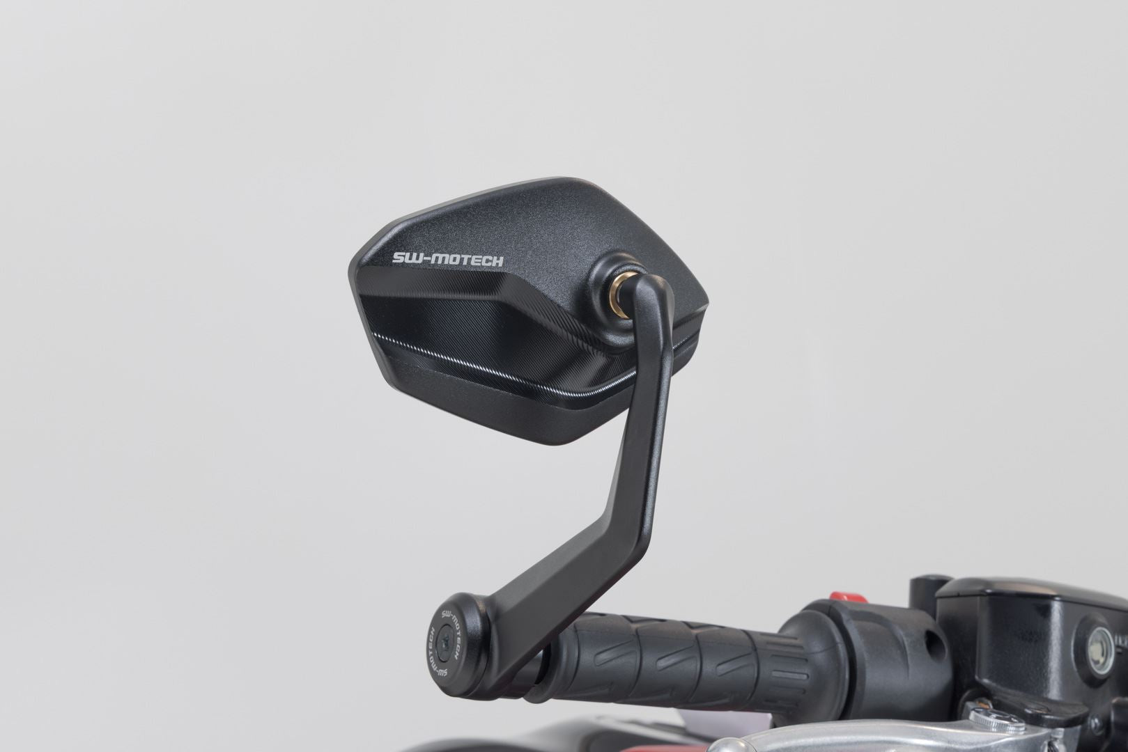 ハバネロ　LAND009 Bar end mirrors Kawasaki Z650 (16-) Z7 Hybrid (23-).