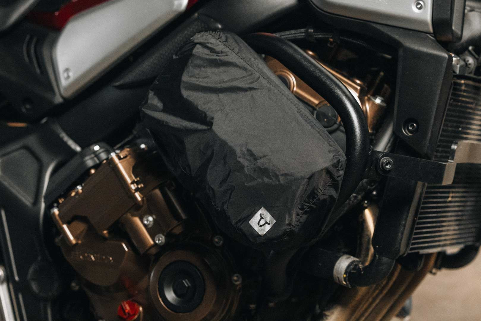 Legend Gear accessory bag LA9 Black. 2.5 l.