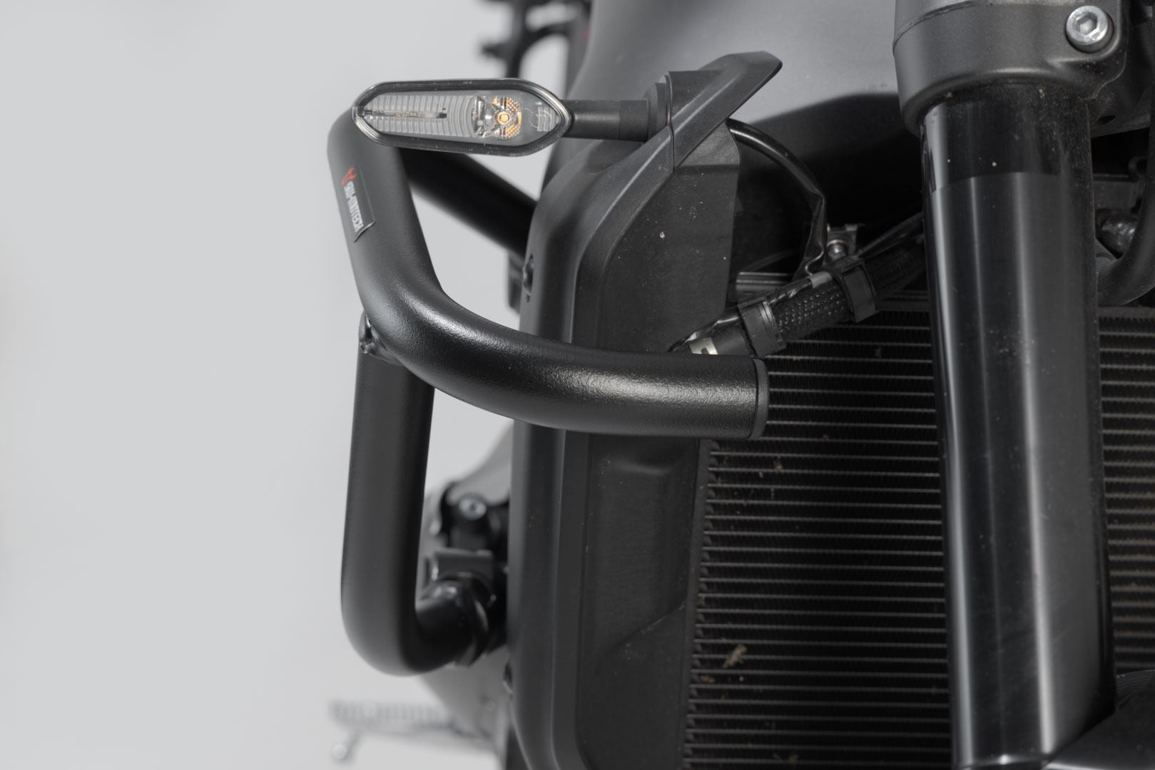 ADVENTURE-RACK Black. Yamaha MT-09 Tracer/ Tracer 900 GT.