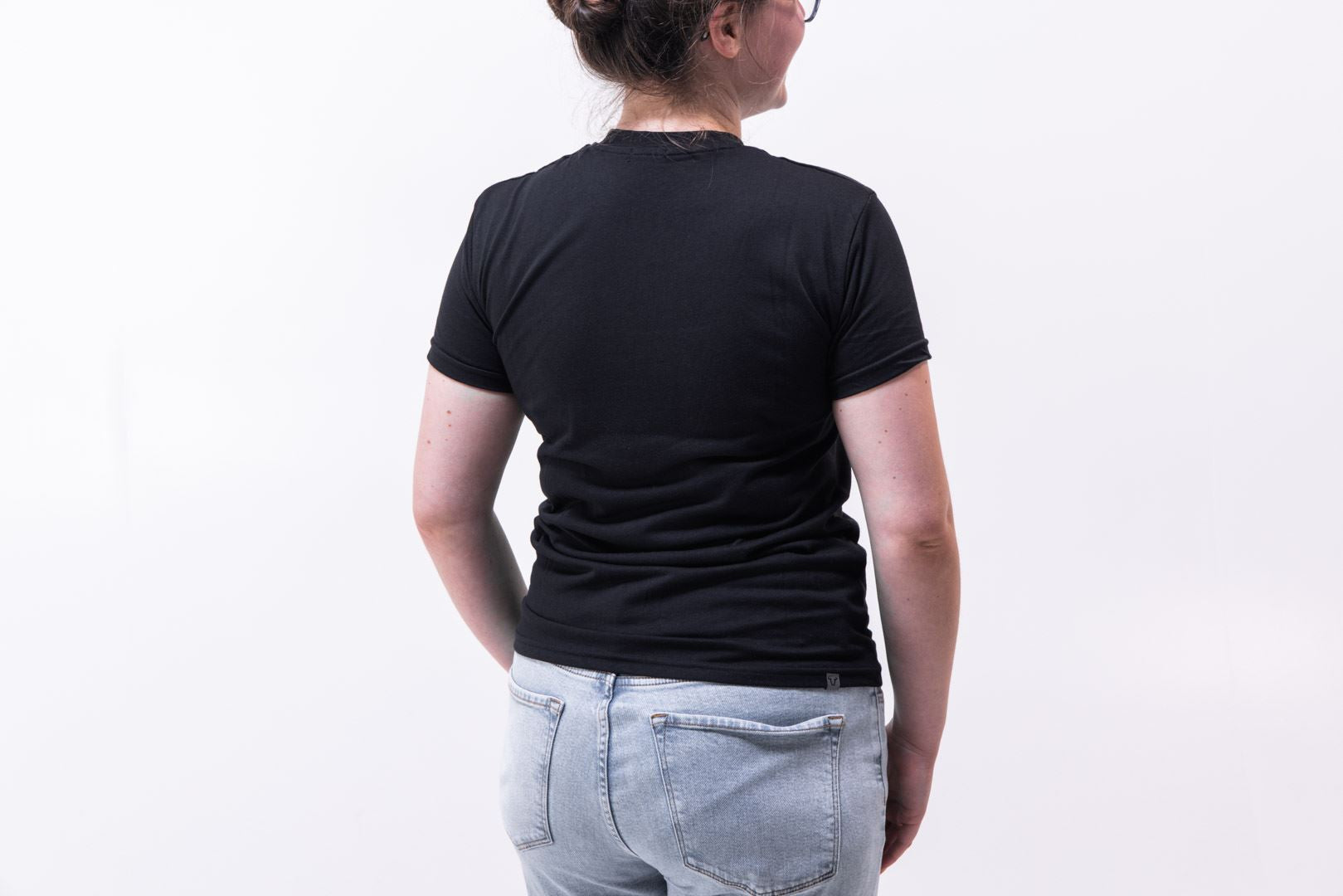 Womens T-shirt  Black Edition Street Line. Black. Womens. Size XXL.