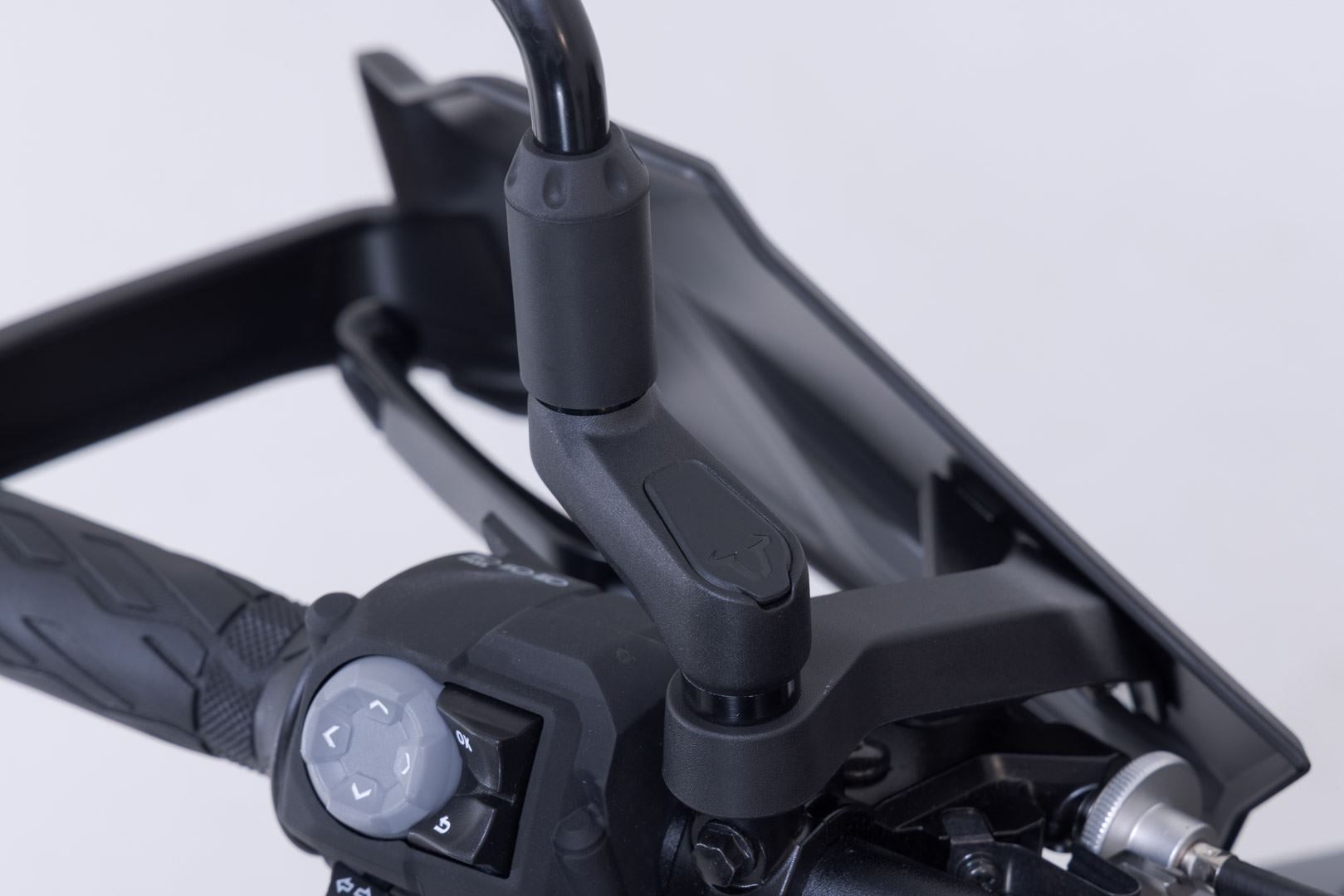 Mirror extension Black. Suzuki V-Strom 800DE/1050DE GSX-S1000GX.
