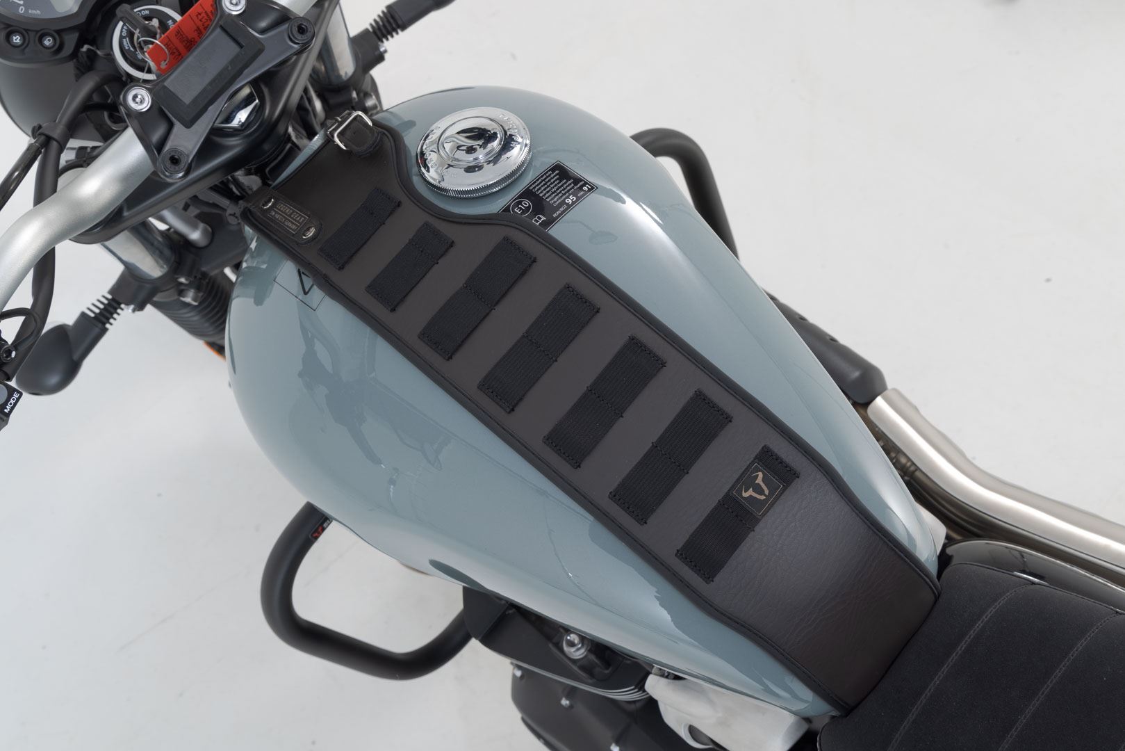 Legend Gear Tank Strap SLA Triumph models