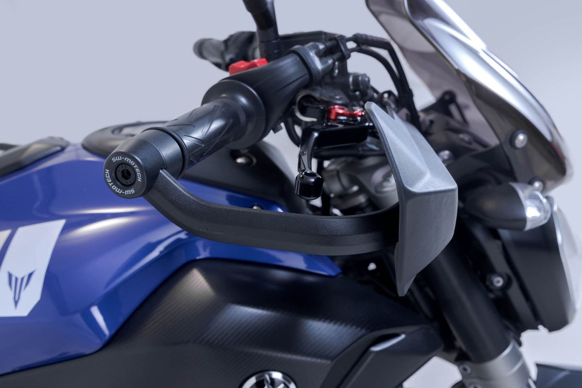 Sport handguard kit Black. Yamaha MT-07 (14-20).