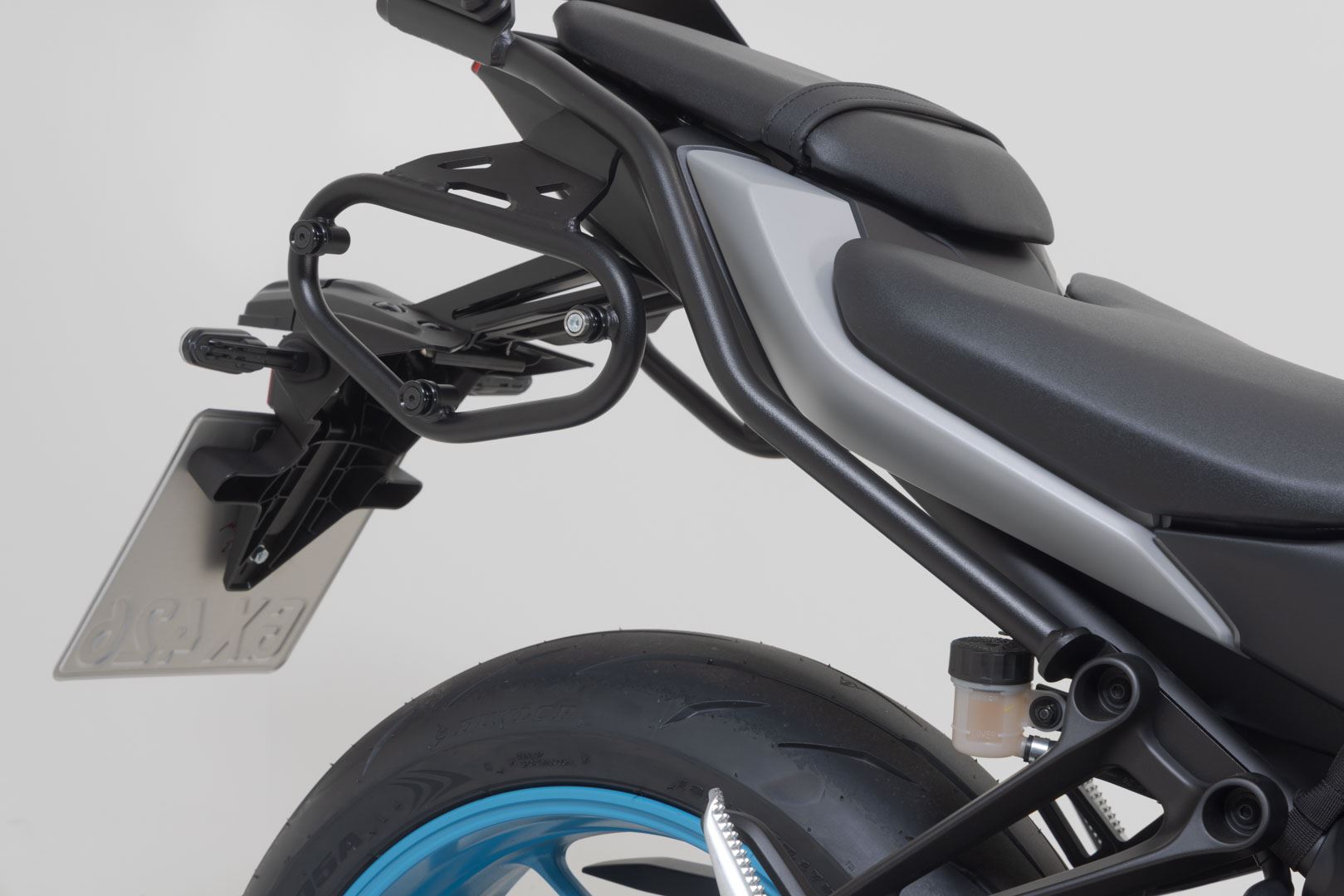 SLC side carrier right Yamaha MT-07 (24-).