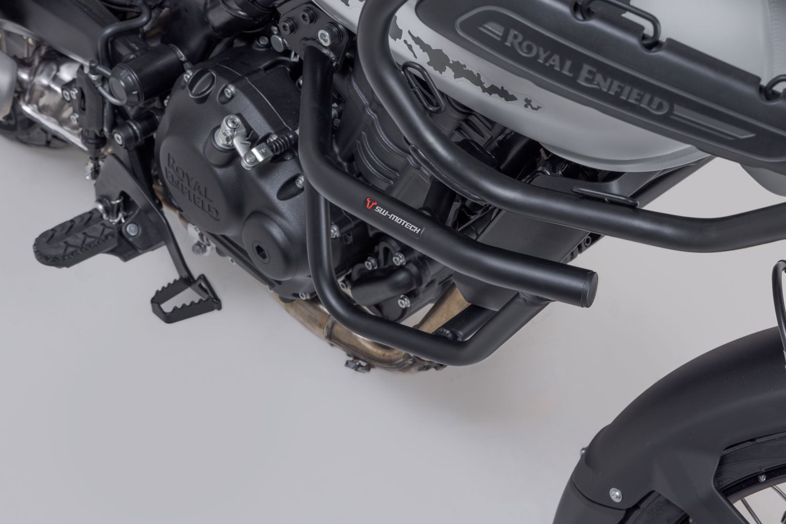 Crash bar Black. Royal Enfield Himalayan 450 (23-).