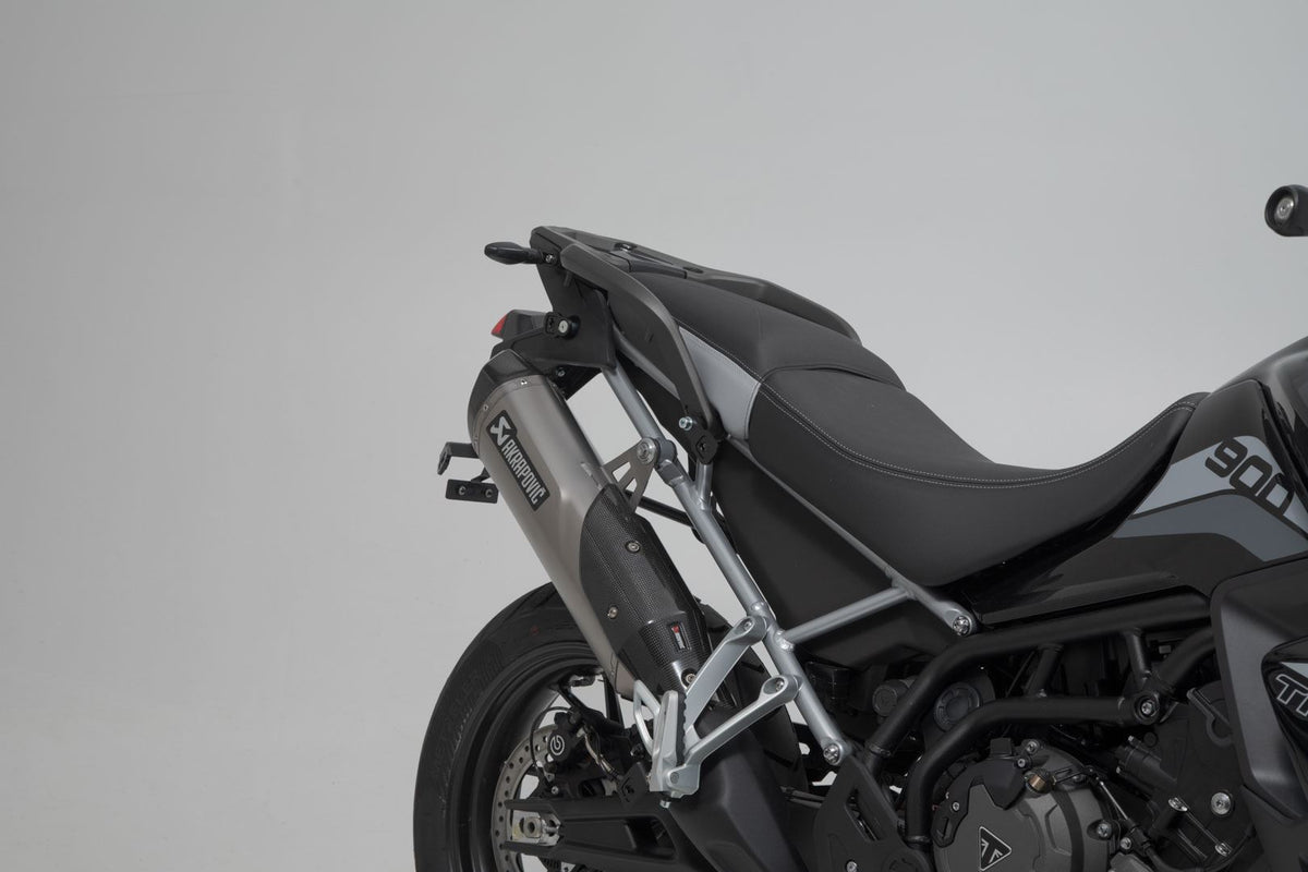 TRAX ADV aluminum case system + Akrapovic Silver. 45/37 l. Triumph Tiger 900 (19-23).