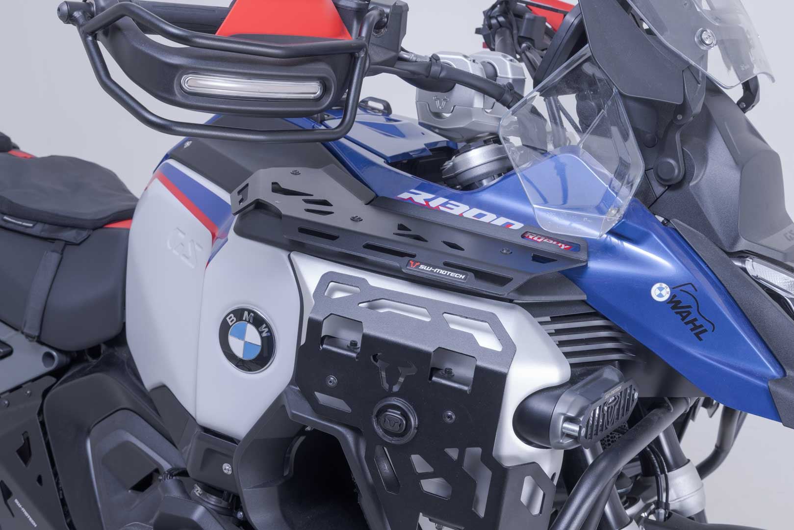 Tank shelve Black. BMW R 1300 GS Adventure (24-).