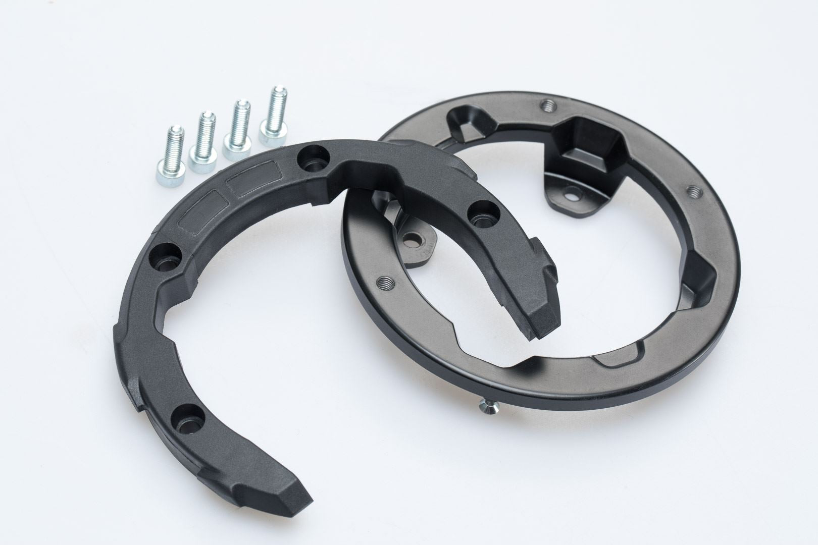 EVO tank ring Black. Kawasaki Z650 (16-22), Ninja 650 (16-).