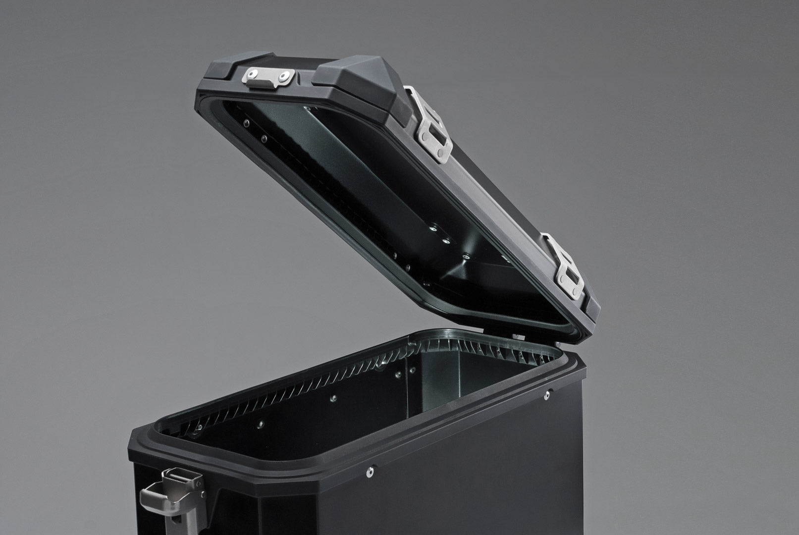 TRAX ION L Side Case Aluminum 45 litre Right Black