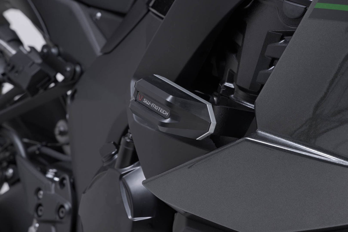 Frame slider kit Black. Kawasaki Ninja 1000SX, 1100 SX/SE.