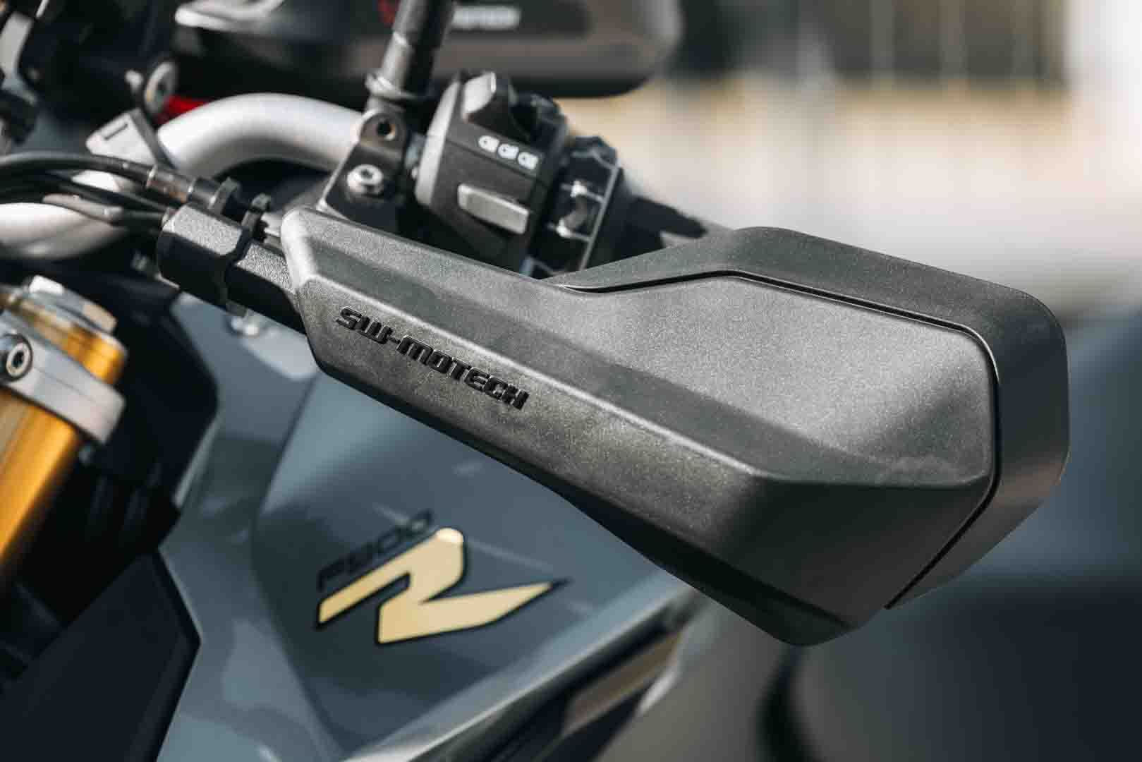 Sport handguard kit Black. BMW F 450 GS (25-).
