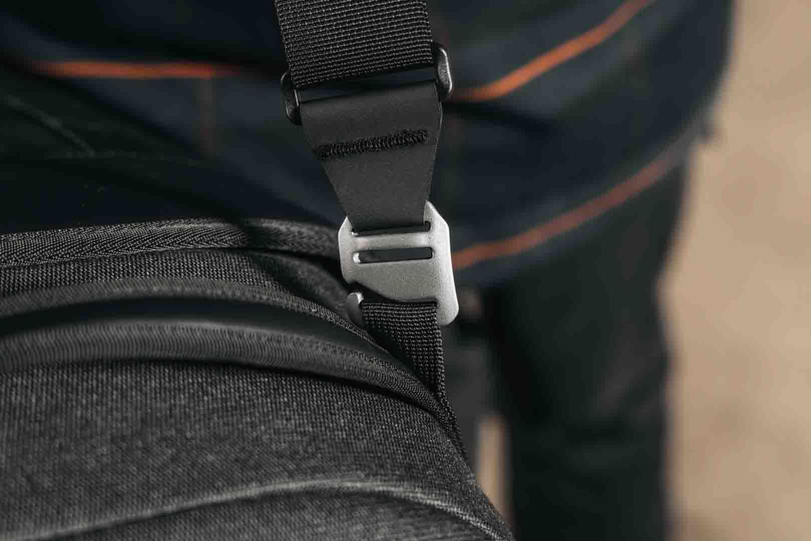 Legend Gear shoulder strap LA12 Black.