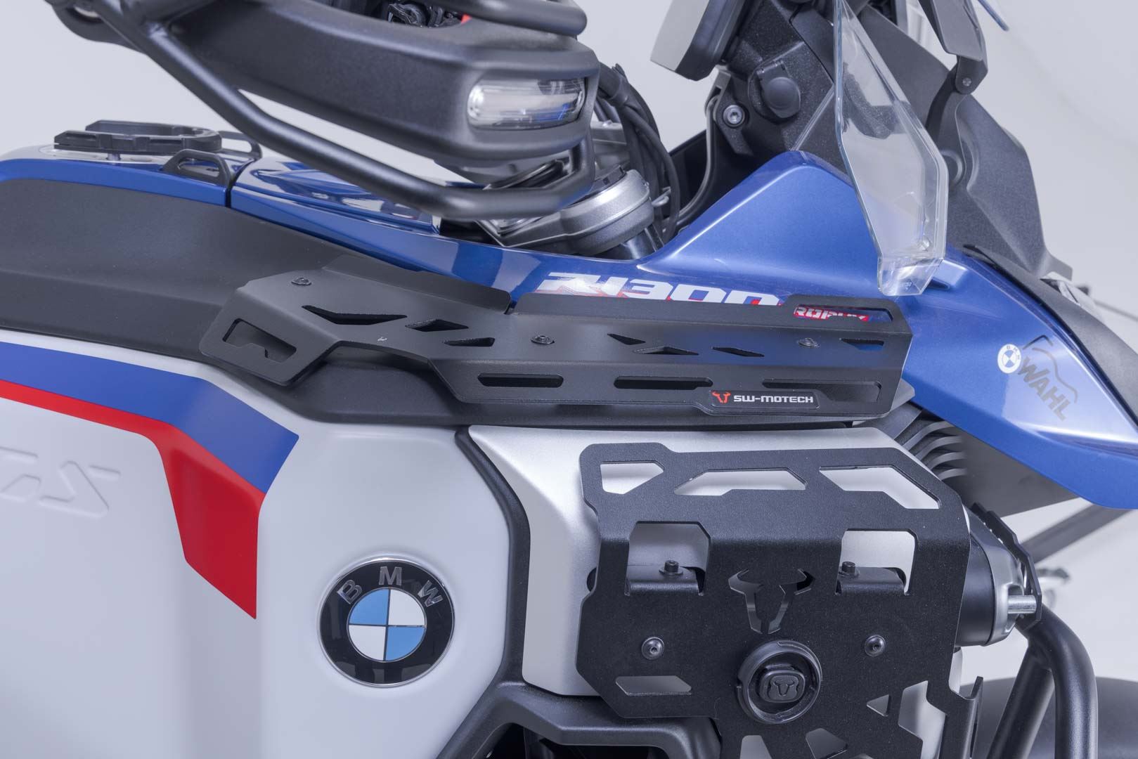 Tank shelve Black. BMW R 1300 GS Adventure (24-).
