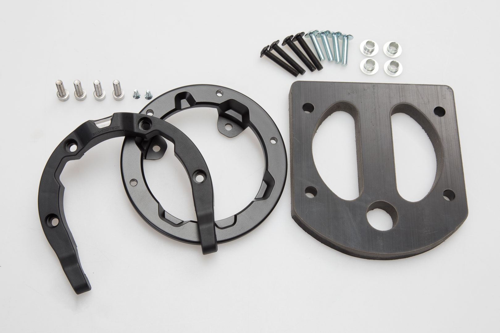 ION tank ring\tBlack. Kawasaki Z650 (16-22), Ninja 650 (16-).
