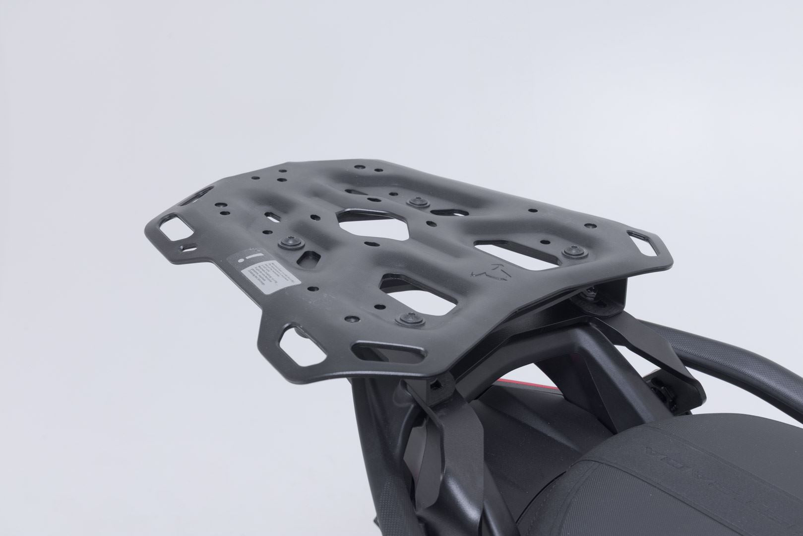 Adventure set DUSC with top case L Black. Ducati Multistrada V4 (20-).