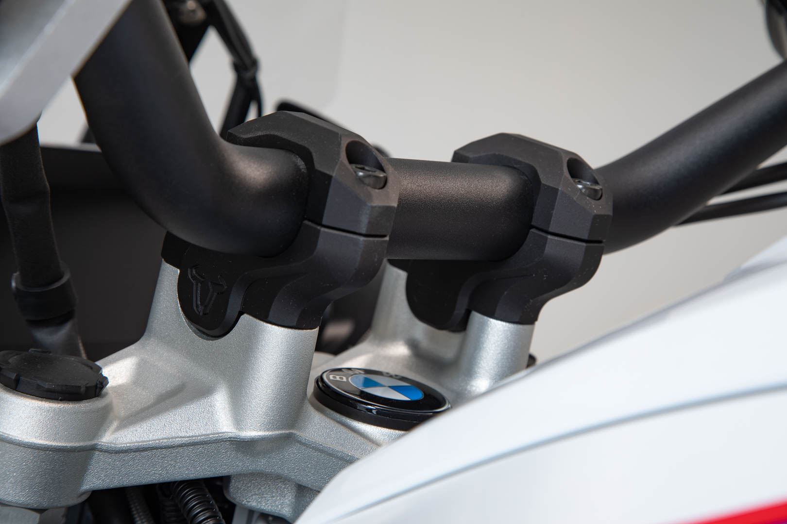 Frame slider kit Black. Yamaha XSR700 (15-) / XTribute (19-).