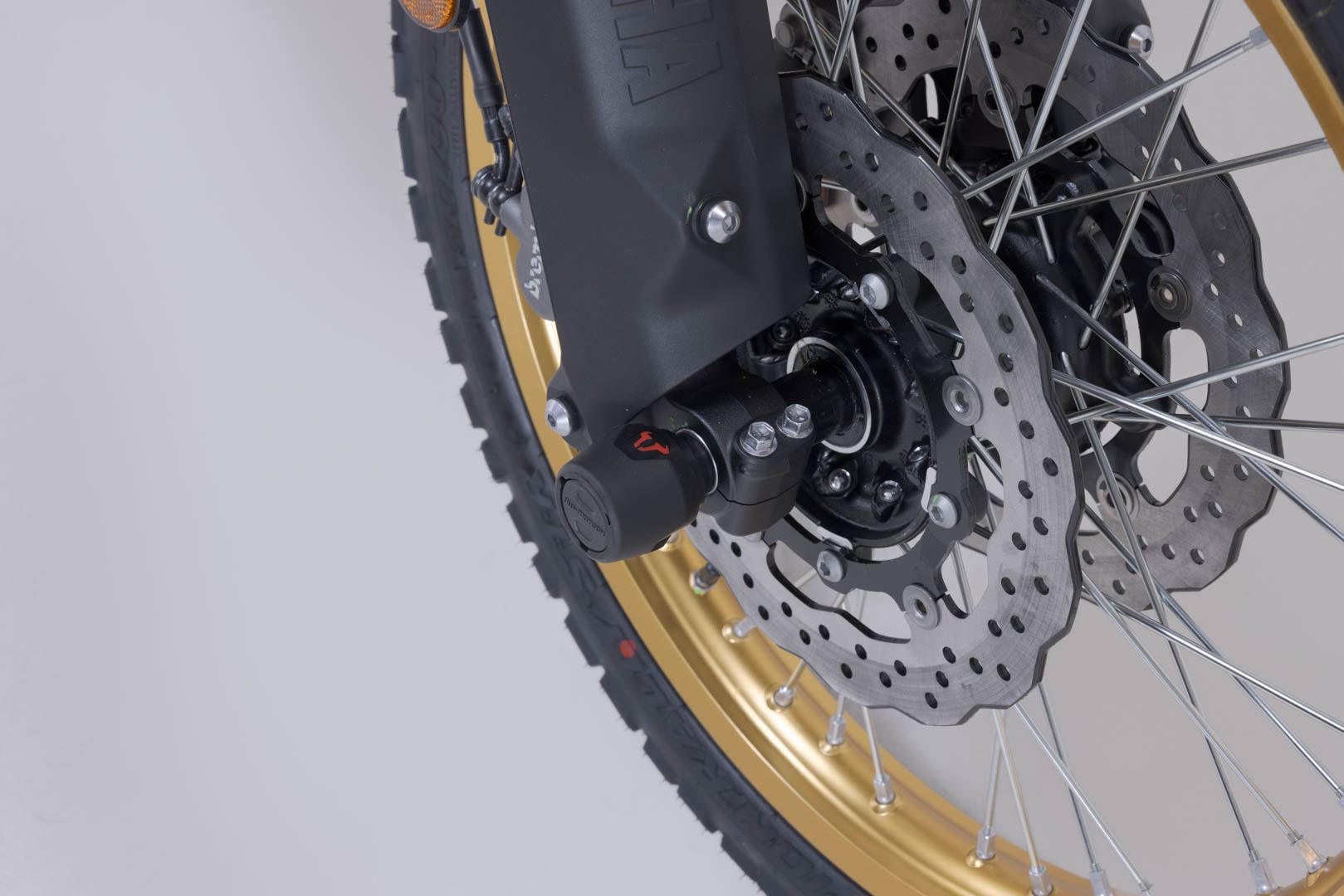 Slider set for front axle Black. Yamaha Ténéré 700 World Raid (25-).