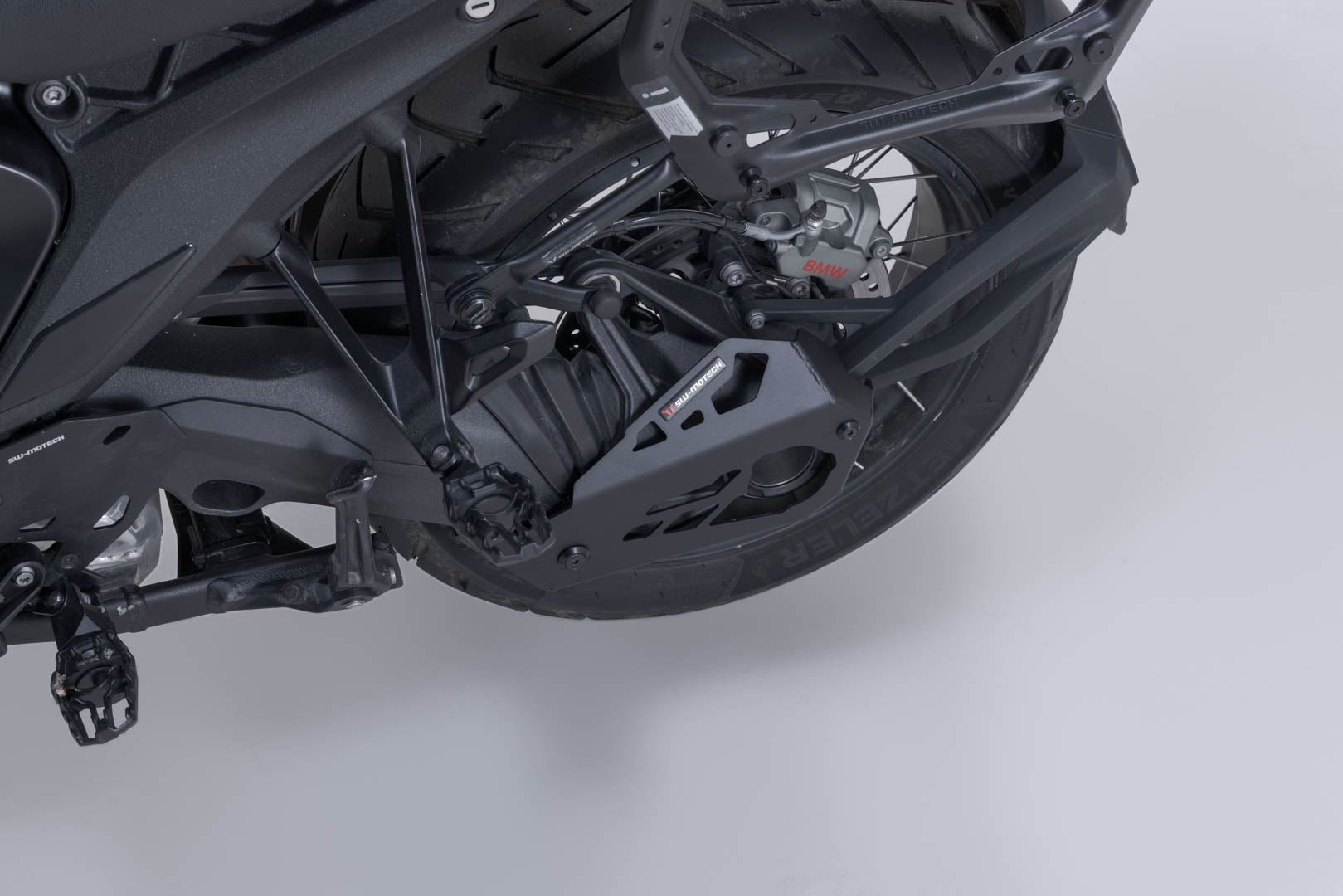 Kardan protection Black. BMW R 1300 GS (23-) / Adventure (24-).