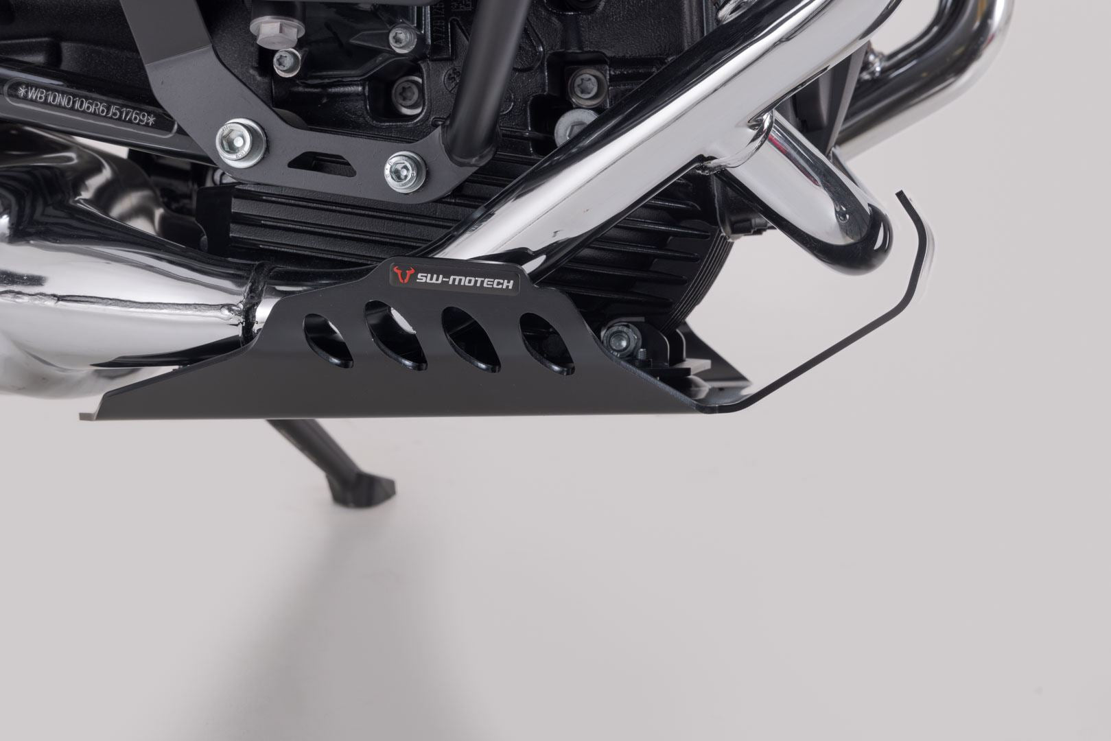 Engine guards Black. BMW R12 / R12 nineT (23-).