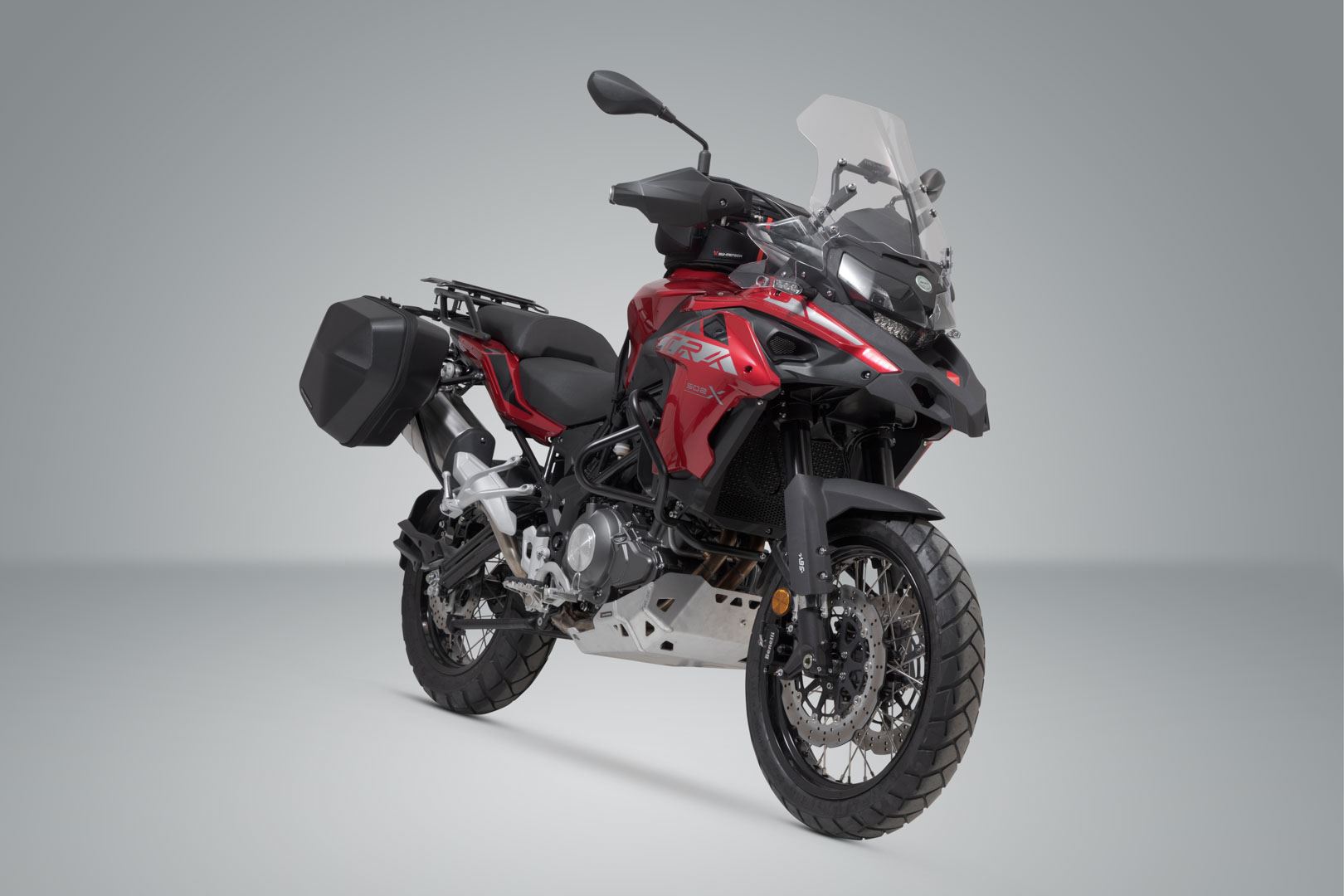 TRAX ADV aluminium case system Black. 37/45L. Voge 650 DS/X (22-).
