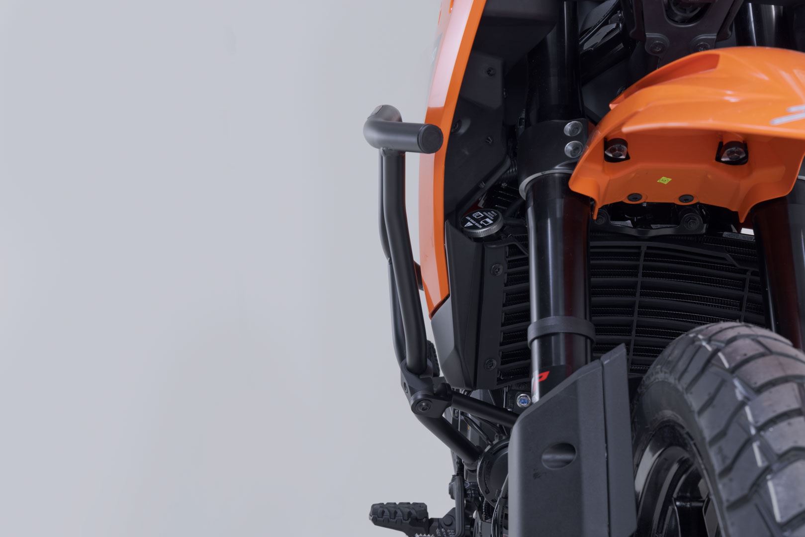 Crash bar Black. KTM 250 Adv, 390 Adv (25-).