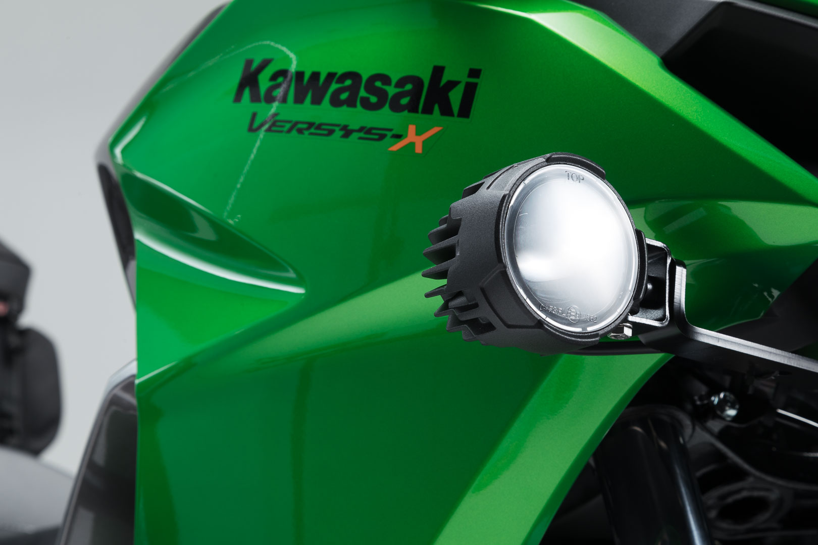 Light Mount Kawasaki Versys-X300 ABS (16-) Black