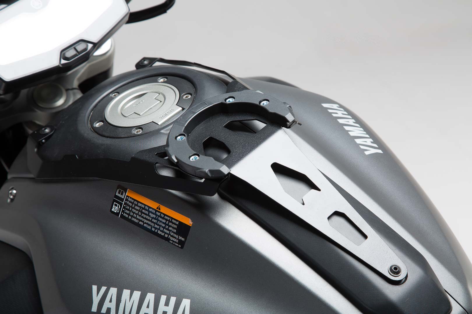 ION Tank Ring Yamaha MT-07 (14-17) / Moto Cage (15-16) Black